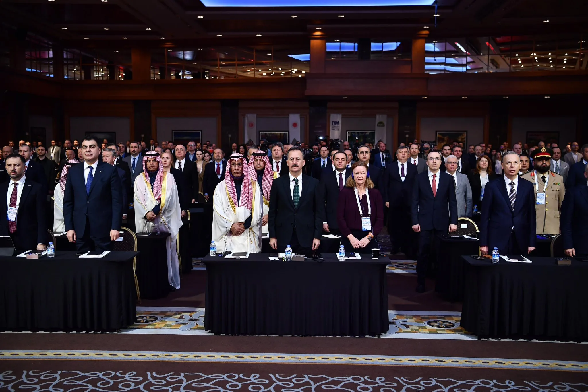 Küresel Stratejiler Konferansı'nda Savunma Sanayiinin Geleceği Konuşuluyor