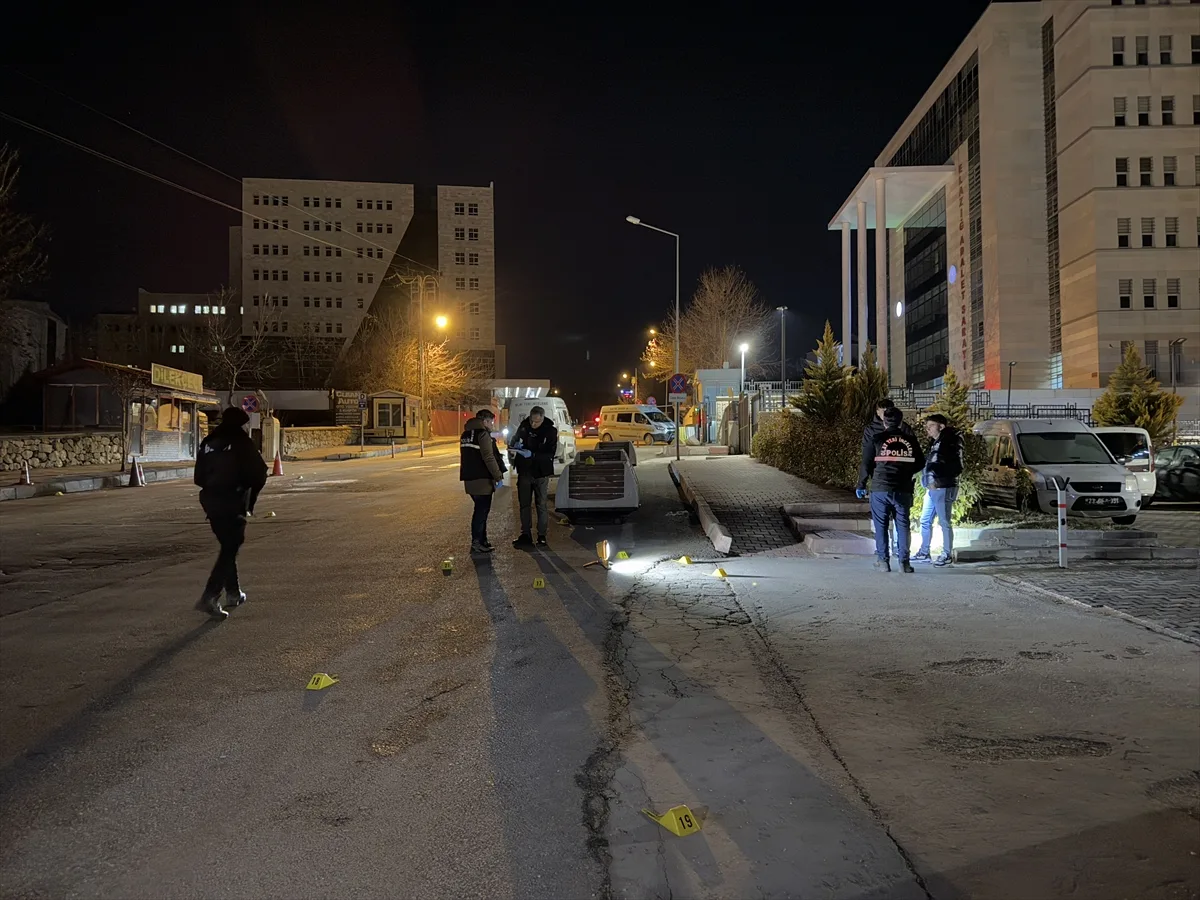Elazığ'da İki Grup Arasında Silahlı Çatışma: 2 Yaralı