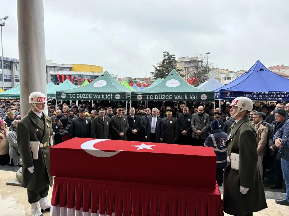 Şehit Mustafa Bazna Düzce'de Son Yolculuğuna Uğurlandı