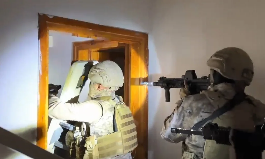 Mersin'de "Kaplanlar" Çetesine Operasyon: 22 Gözaltı