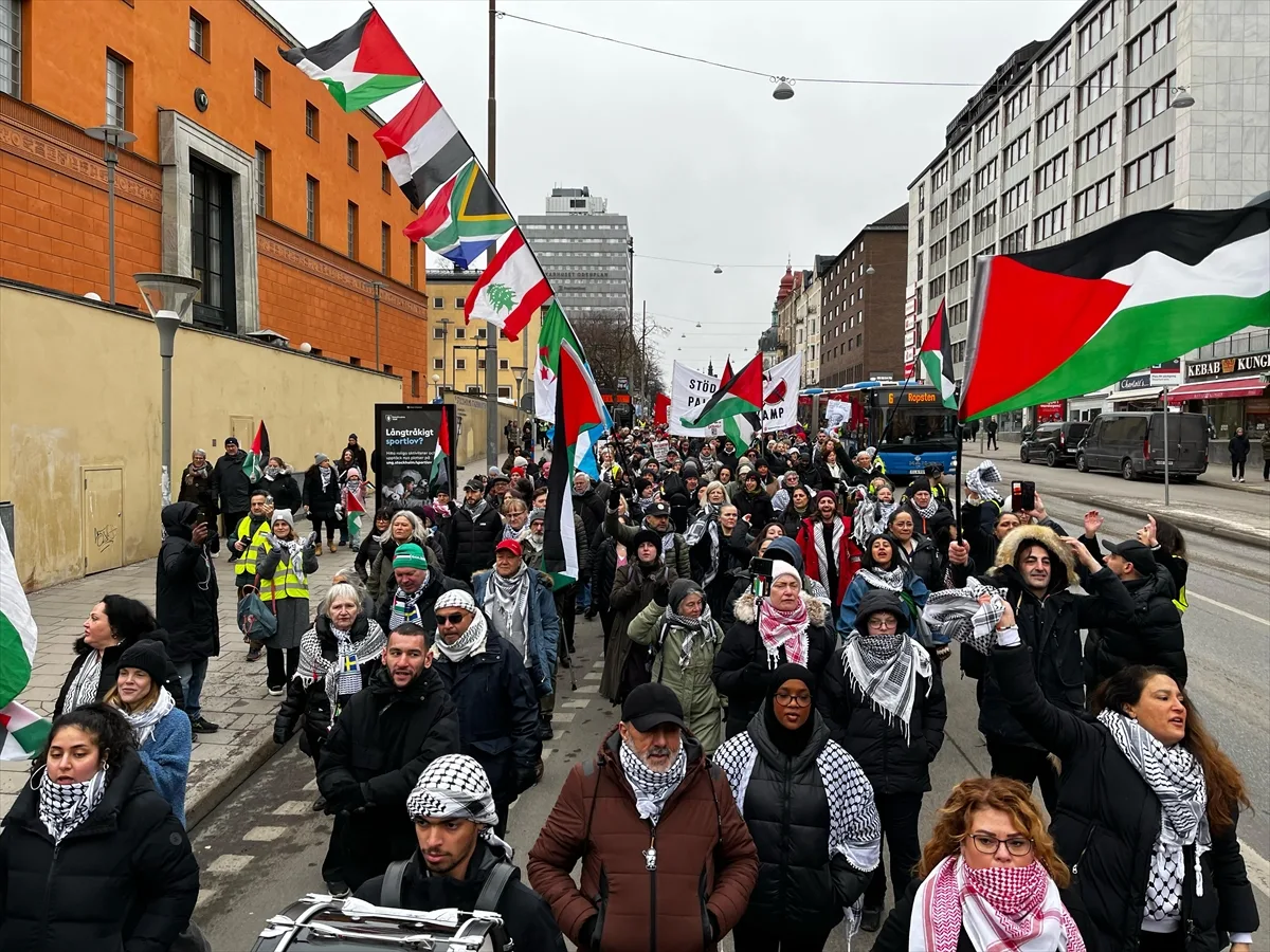 Stockholm'de Gazze İçin Protesto: Yüzlerce Kişi Sokağa Çıktı