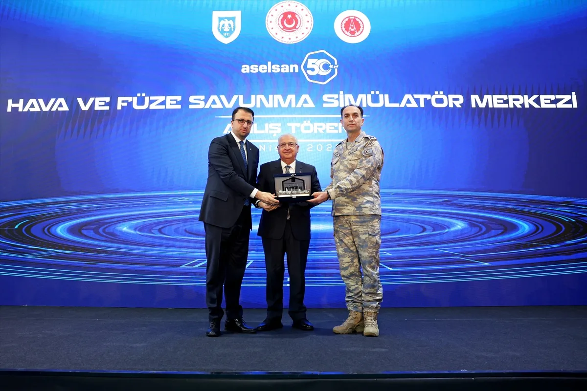 İzmir'de Hava ve Füze Savunma Simülatör Merkezi açıldı