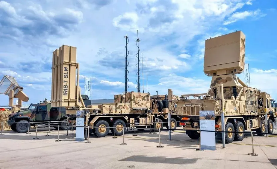 Alman Hava Kuvvetleri, ilk IRIS-T SLM hava savunma sistemini teslim aldı