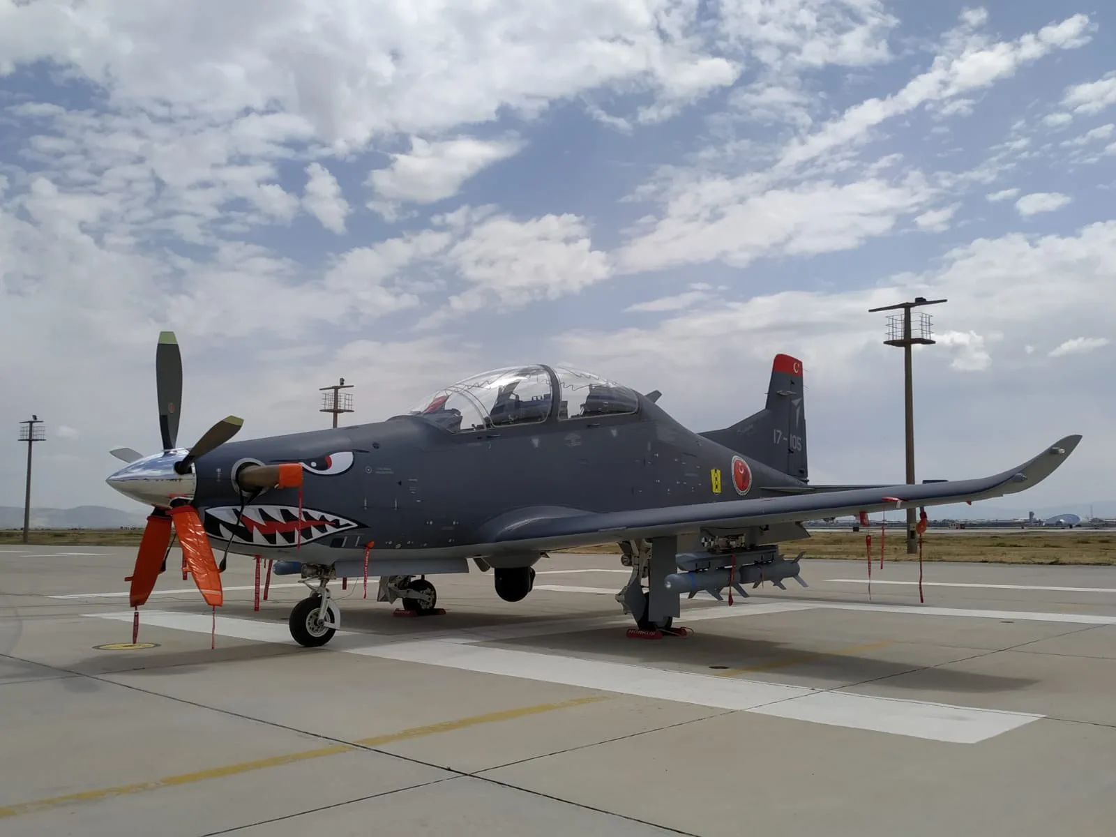 TUSAŞ HÜRKUŞ görev uçağı özellikleri nelerdir?