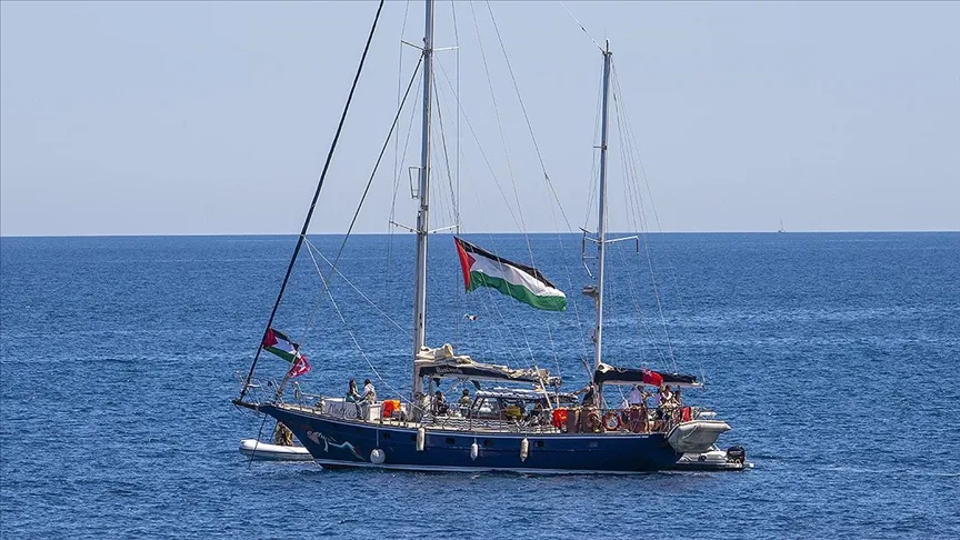 İsrail’den Madleen gemisine tehdit: Gazze’ye ulaşamazsınız