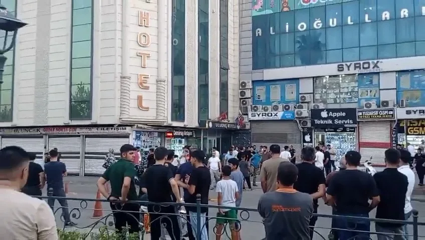 Şanlıurfa'da otele silahlı saldırı: 8 zanlı gözaltına alındı