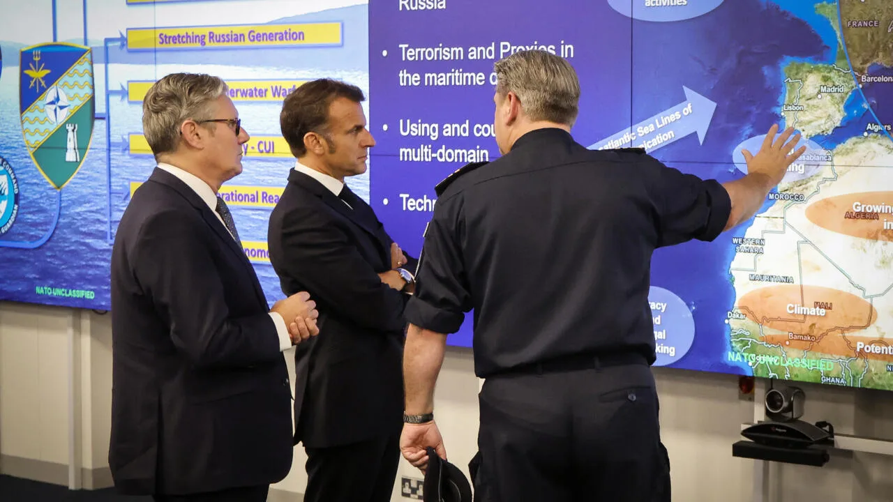 Fransa ve İngiltere, nükleer güçlerini birleştiriyor