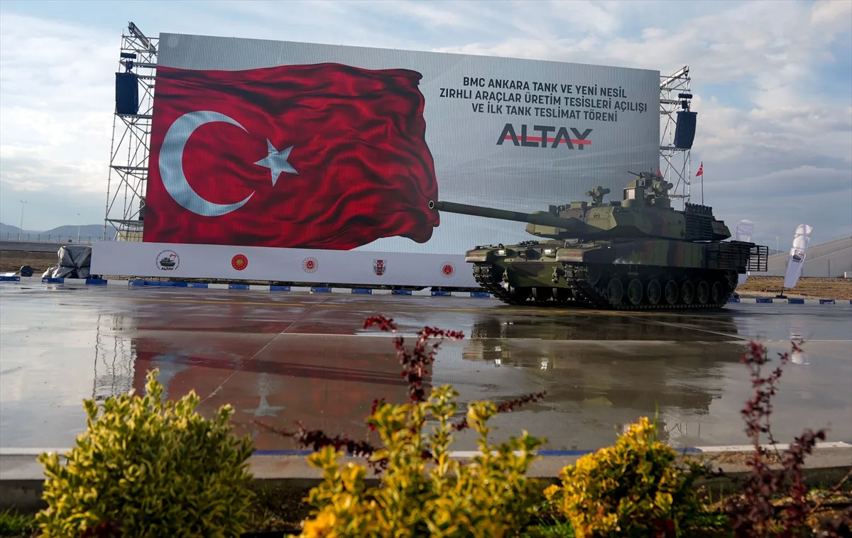 ALTAY tankı üretim tesisi açıldı ve ilk tank teslim edildi