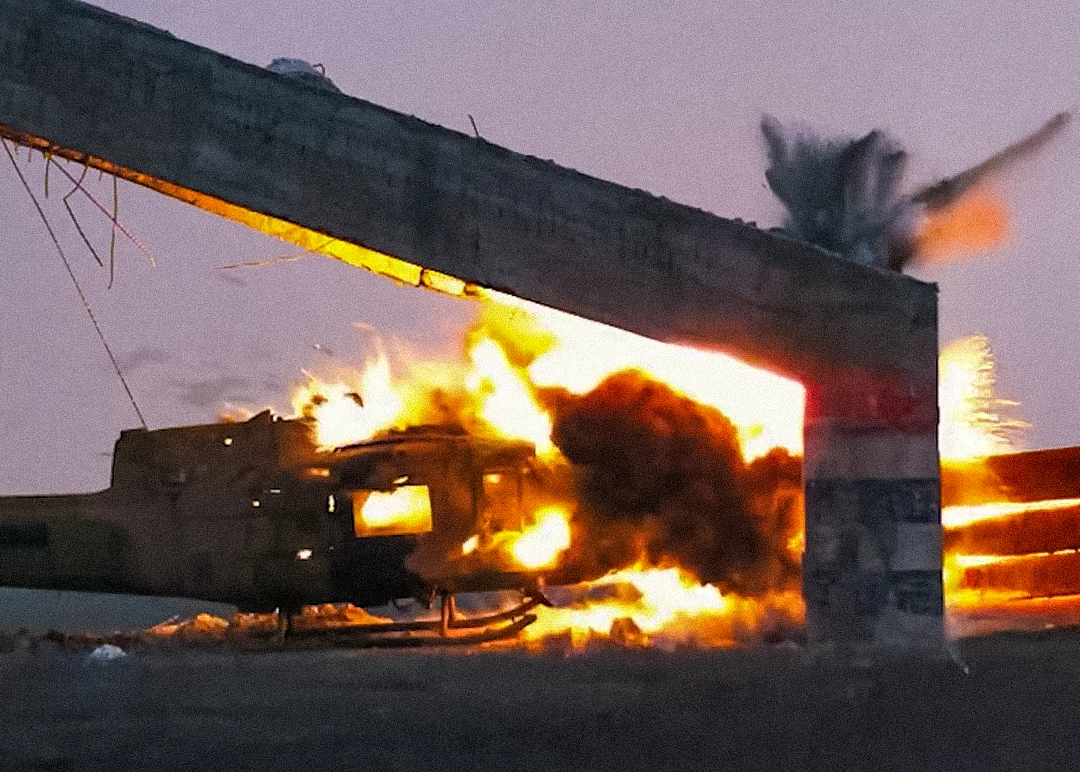 ASELSAN'ın geliştirdiği TOLUN, AKINCI ile yaptığı testte sığınak hedefini imha etti