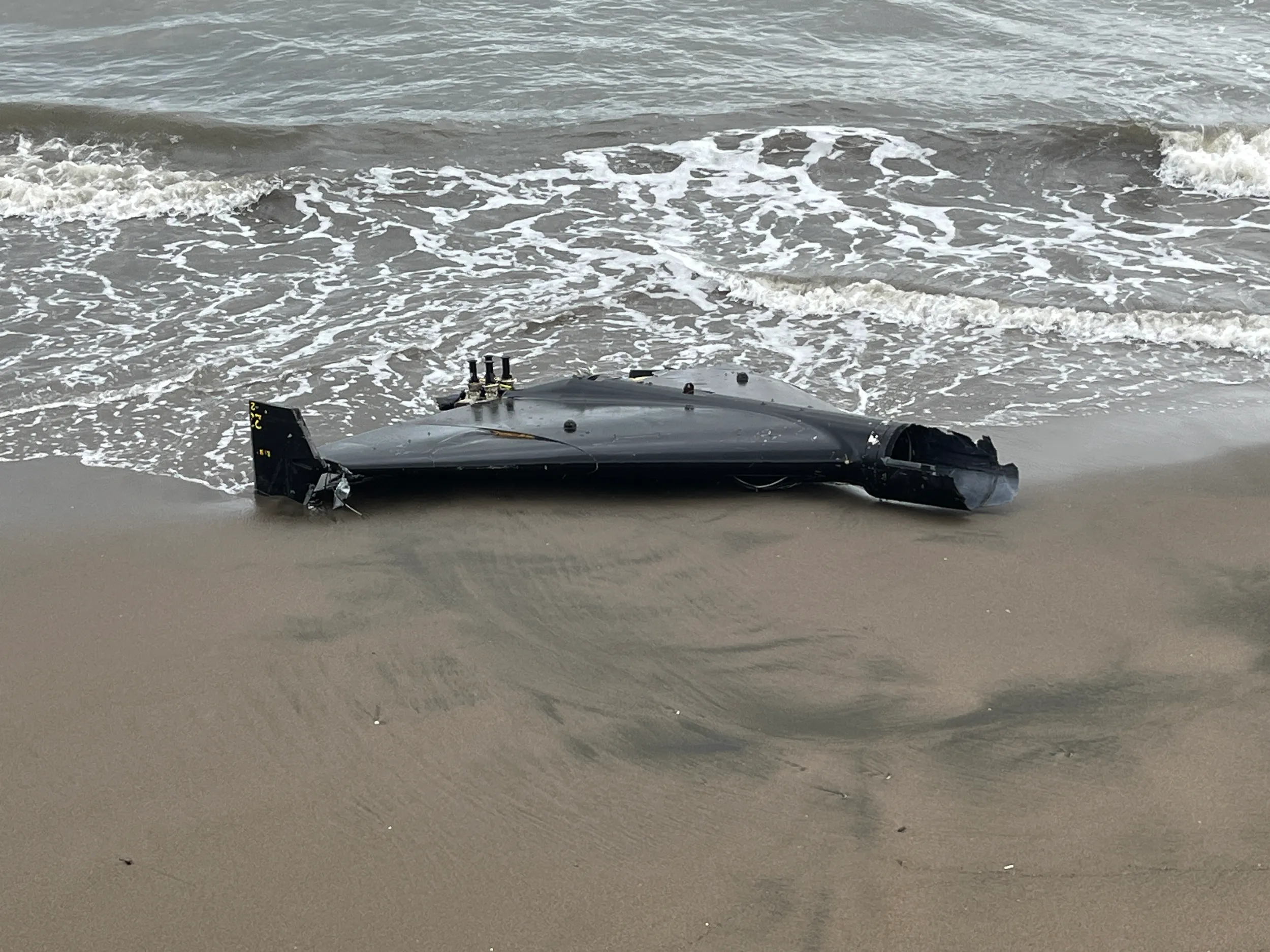 Ordu'da sahile İHA parçası vurdu