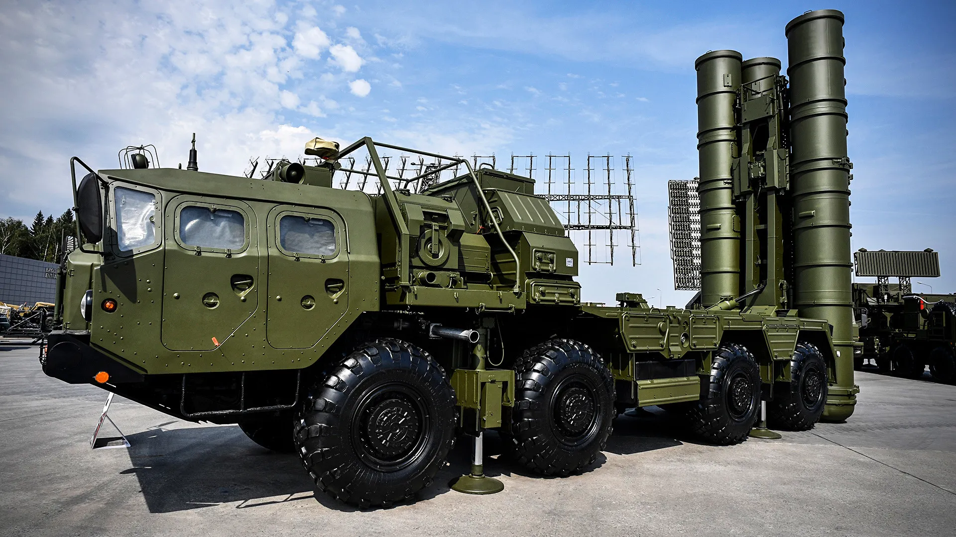 Hindistan, 1,1 milyar dolarlık S-400 füze alımını onayladı