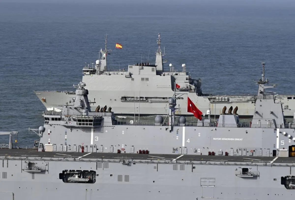 Türk deniz görev grubu Baltık Denizi'nde: TCG Anadolu NATO tatbikatında