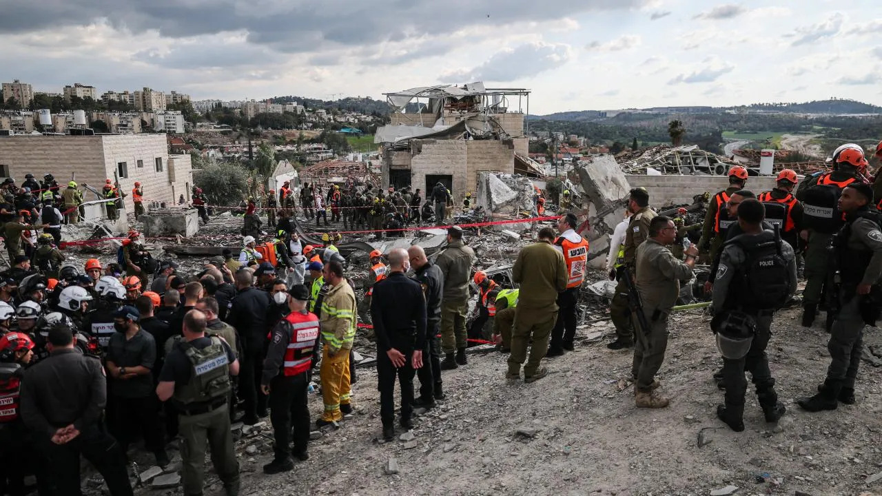 İran’ın Beyt Şemeş’e füze saldırısında 8 kişi öldü