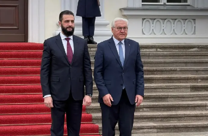 Suriye lideri Şara, Berlin’de Suriyelilerin dönüşünü görüştü