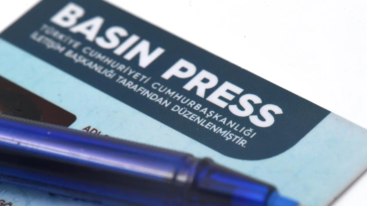 Basın kartı resmi kimlik belgesi olarak kabul edilecek