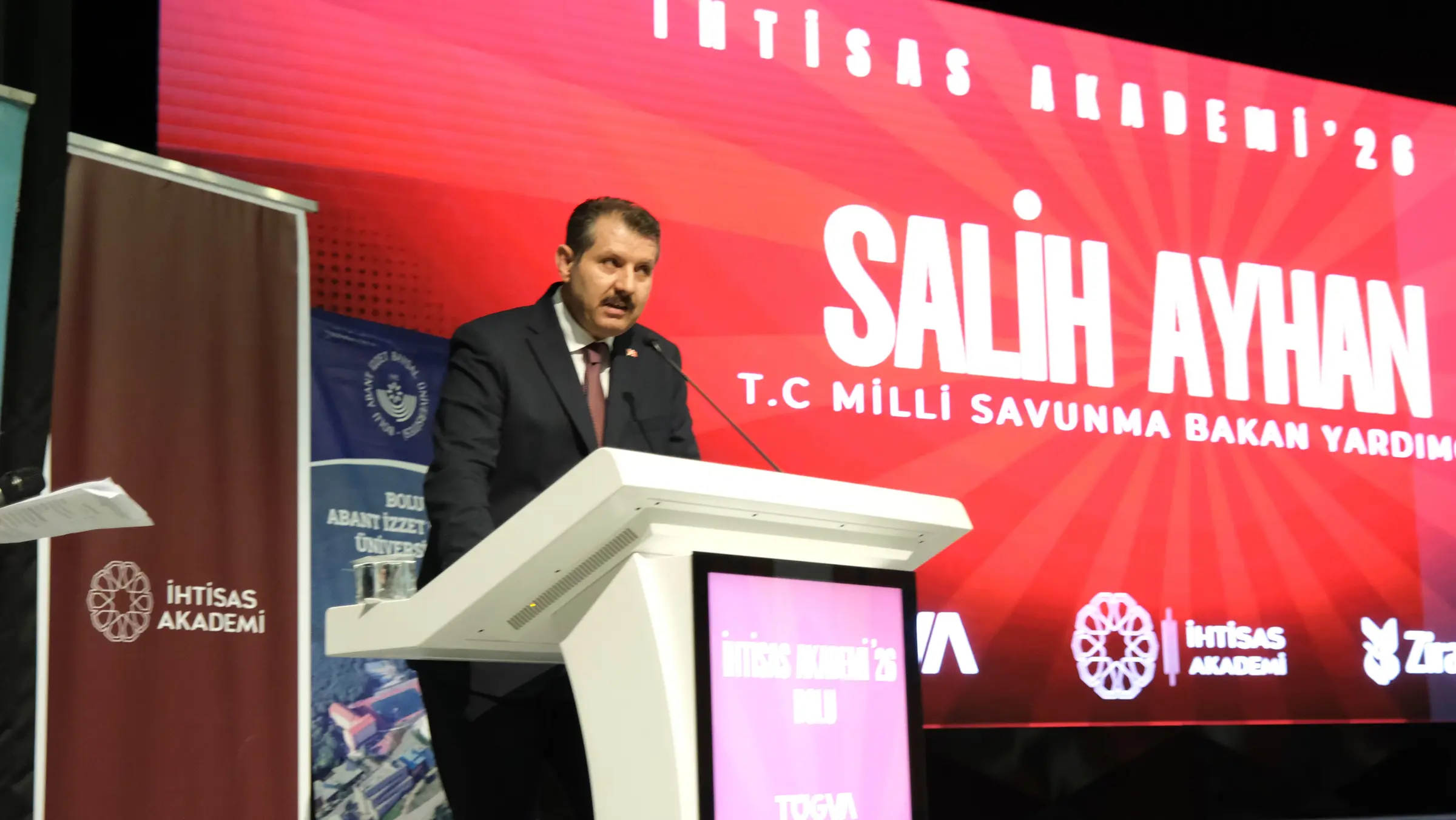 Salih Ayhan: Cephe savaşlarının yerini akıllı savaşlar alacak