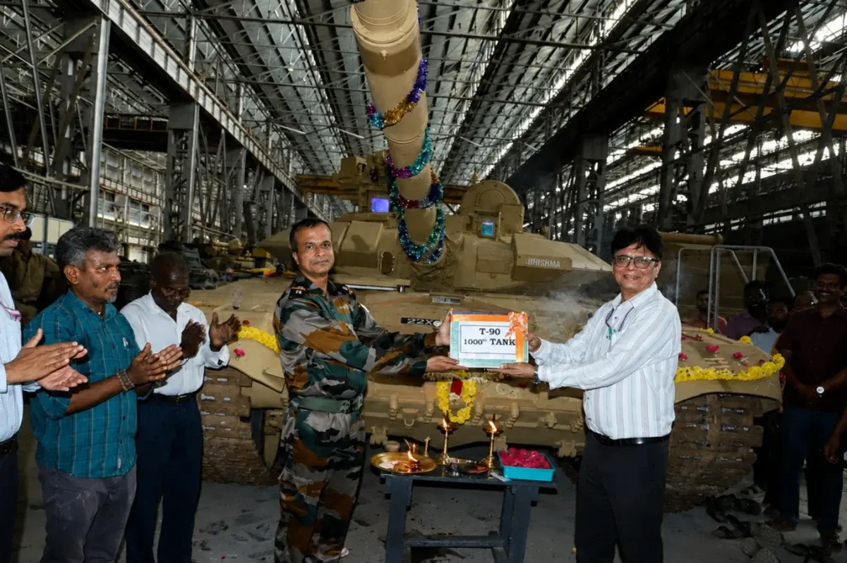 Hindistan’ın 1000’inci T-90 tankı üretim hattından çıktı