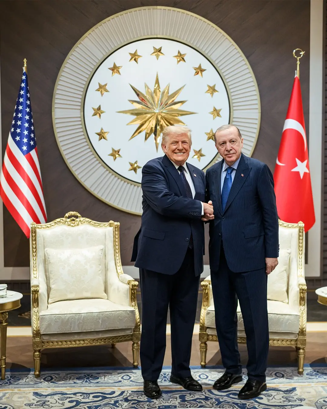 Beyaz Saray, NATO Zirvesi'nden Erdoğan-Trump fotoğrafı paylaştı