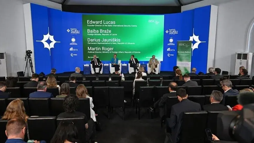 NATO Ankara Zirvesi’nde Baltık güvenliği paneli düzenlendi