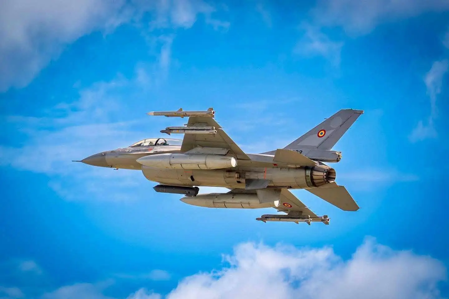 NATO görevindeki F-16 Romanya hava sahasına giren İHA’yı düşürdü