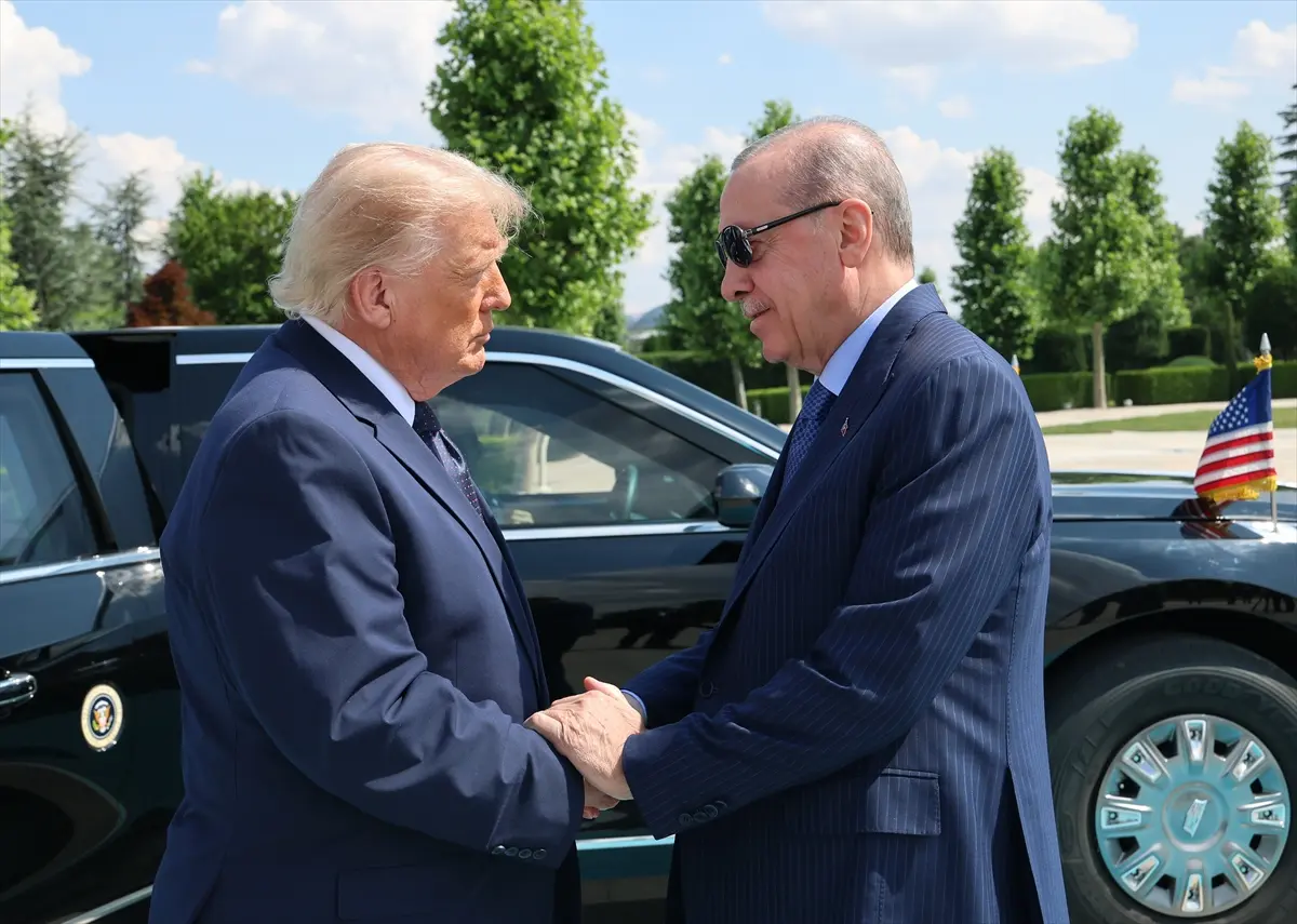 Trump'tan Türkiye açıklaması: Yaptırımlar kalkıyor, F-35'ler ve KAAN motorları masada