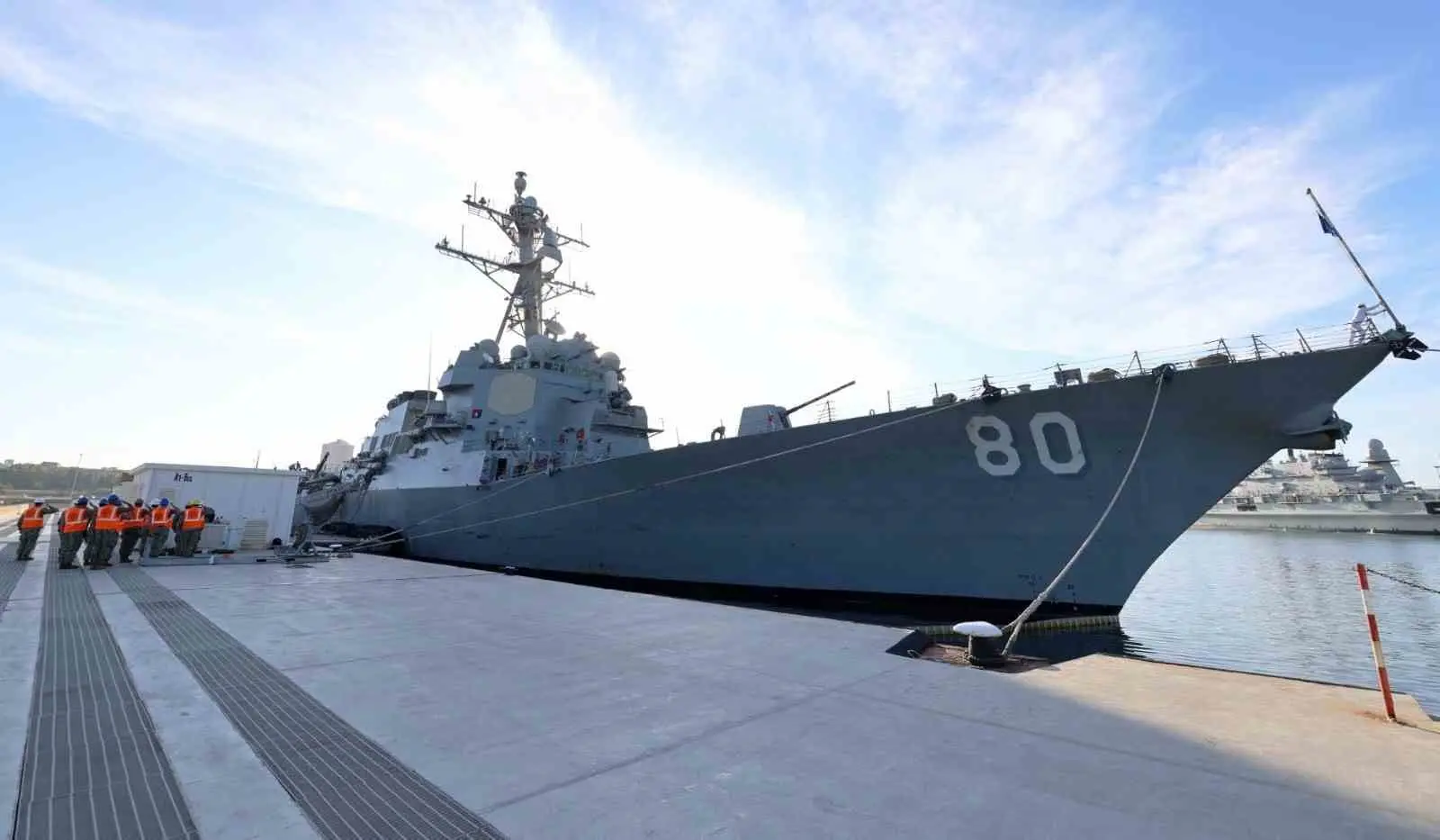 ABD güdümlü füze muhribi USS Roosevelt Türkiye’de