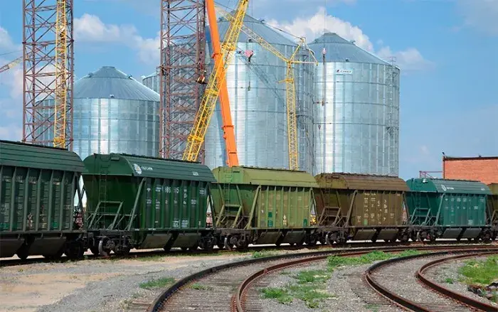 Savaş öncesinde toplam ihracatın sadece %10'u demiryolu ile yapılırken, liman krizleri döneminde bu oran %40'ın üzerine çıkarılmıştır.