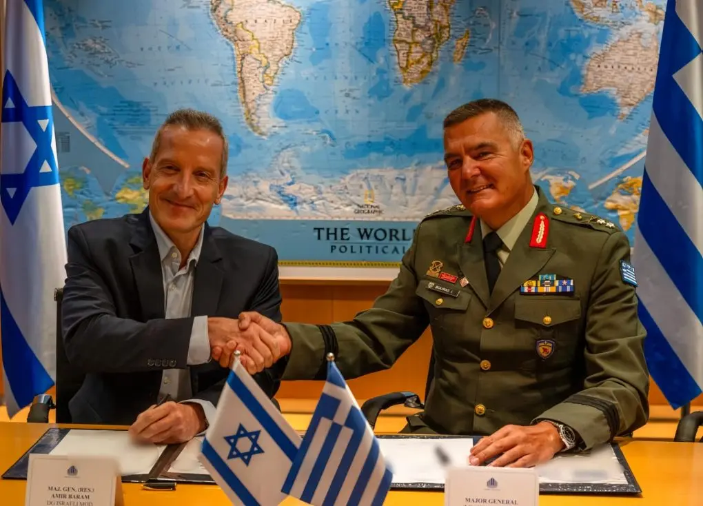 İsrail Savunma Bakanlığı Genel Müdürü Tümgeneral (E.) Amir Baram, Yunanistan Savunma Yatırımları ve Silahlanma Genel Müdürü Tümgeneral Ioannis Bouras