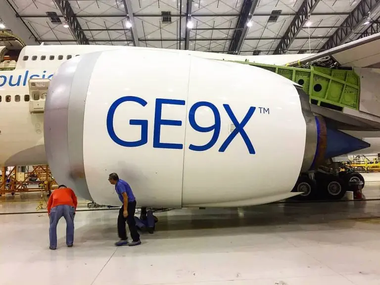 General Electric GE9X, GE Aerospace tarafından Boeing 777X uçak ailesine özel olarak geliştirilen, dünyanın en büyük ve en güçlü ticari jet motorudur.