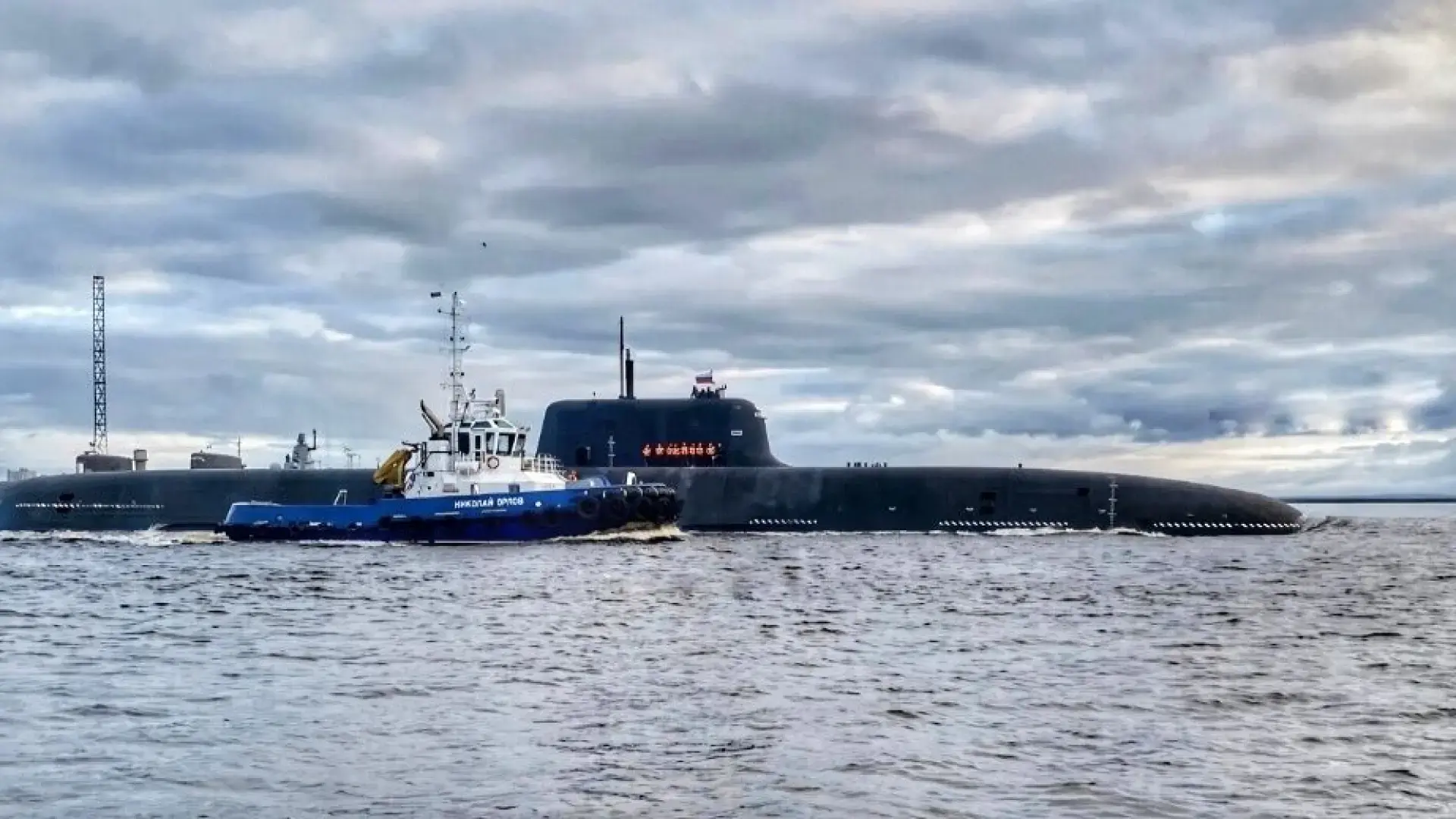 Rusya’nın “kıyamet denizaltısı” Khabarovsk ilk kez denize açıldı