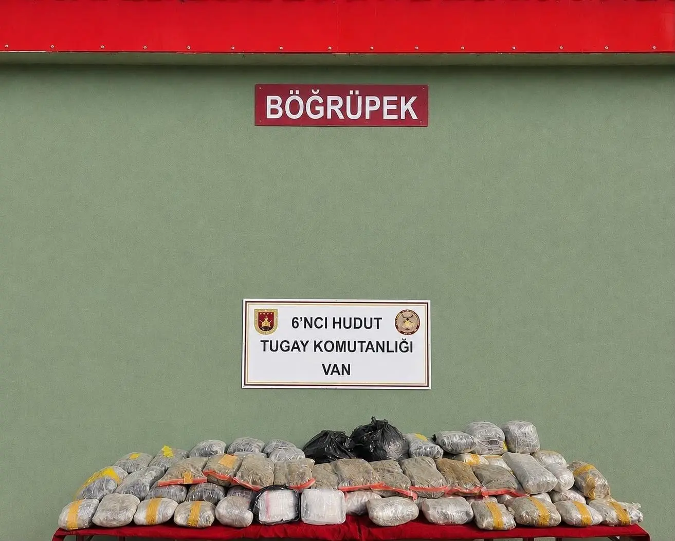 Van hudut hattında 51 kilo uyuşturucu ele geçirildi