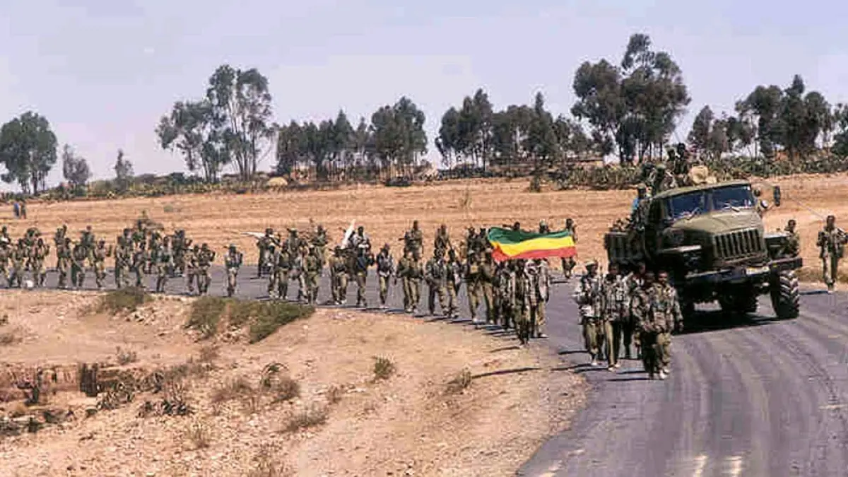 Son dönemde Eritre birliklerinin sınırın 30 km güneyindeki Adigrat gibi Etiyopya şehirlerine kadar sızdığı, ardından Etiyopya ordusunun sınırı tahkim etmesi ve drone saldırılarıyla Eritre güçlerinin sınıra geri çekildiği aktarılıyor.